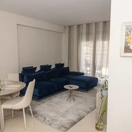 H Apartament