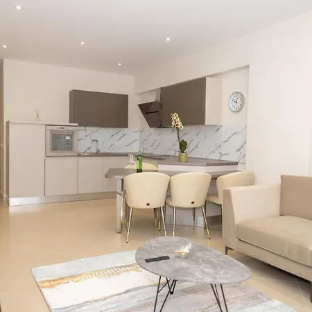 Appartement H Vlorë