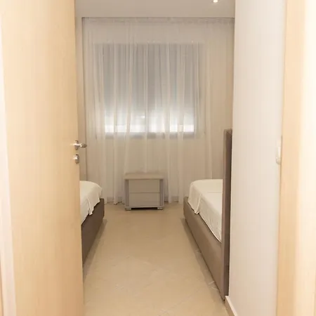 H Apartment