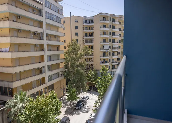 H * Vlorë